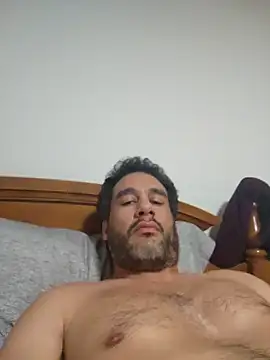 Snapshot of PNPdad6969 chatting on 01/02/25, 01:17 PNPdad6969 online show from 01/02/25, 01:17