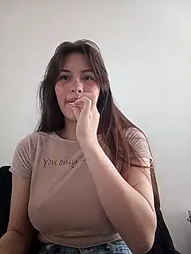 eriika deep  online show from 02/26/25, 07:16