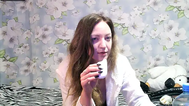 KattyLuuu online show from 02/09/25, 03:43