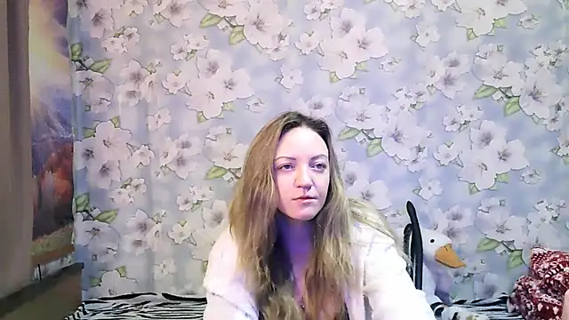 KattyLuuu online show from 11/02/25, 06:10