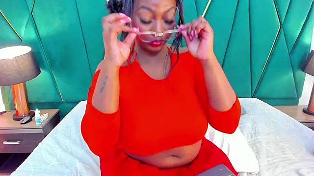 Tamara Myller online show from 03/20/25, 03:36