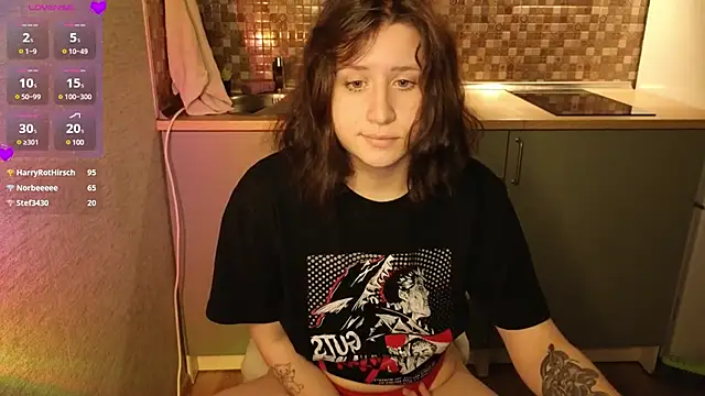 whatamarrie online show from 01/14/25, 09:41