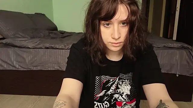 whatamarrie online show from 02/11/25, 08:48