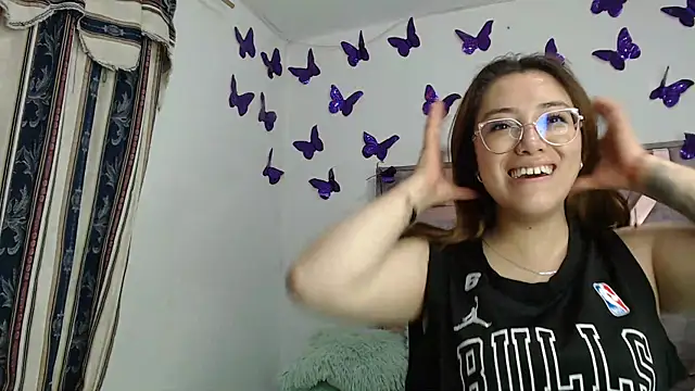 Anny Fox- online show from 12/18/25, 04:29