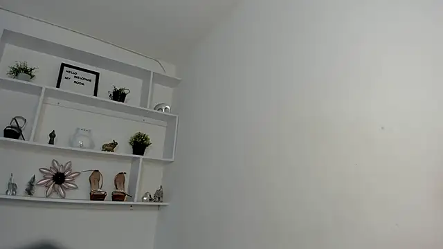 Zizi-campbel online show from 12/25/24, 08:50