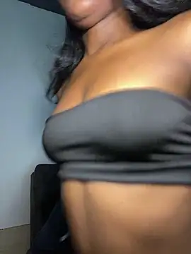 Zizi-campbel online show from 01/30/25, 09:58