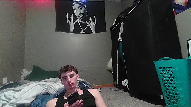 Snapshot of cw1ss chatting on 10/09/25, 04:27 cw1ss online show from 10/09/25, 04:27