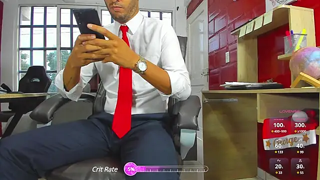 Hideintheoffice online show from 12/19/24, 11:29