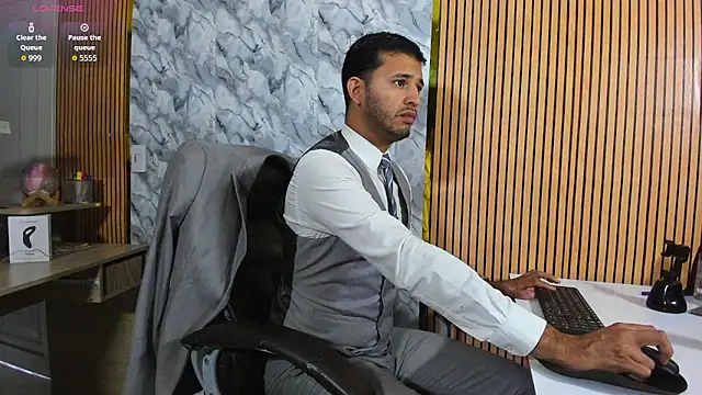 Hideintheoffice online show from 03/09/26, 11:14