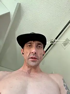 JuicyFuckinPussy online show from 04/09/26, 06:02