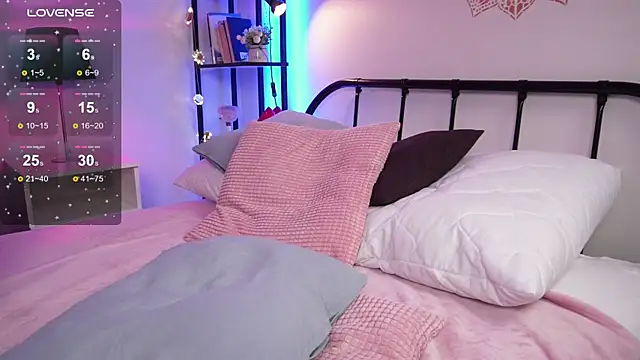 Lissa Meow  online show from 03/07/25, 05:29