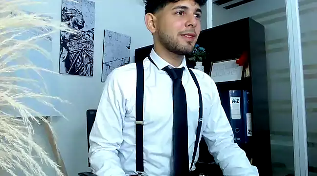 Samir bear online show from 01/15/25, 12:47