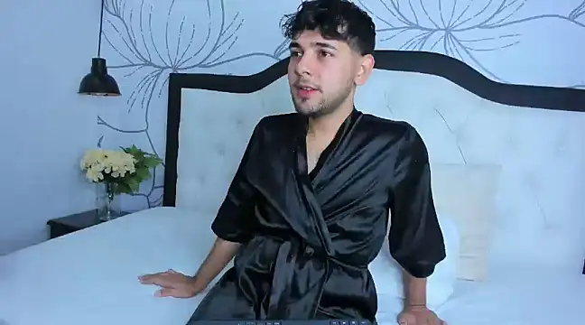 Samir bear online show from 01/16/25, 12:53