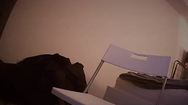 Snapshot of teek1234_1 chatting on 12/20/24, 04:31 teek1234 1 online show from 12/20/24, 04:31