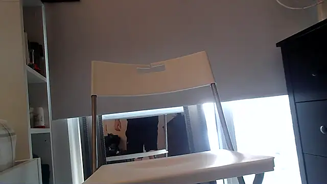 teek1234 1 online show from 12/18/25, 02:23