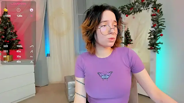 lilithlunna online show from 01/06/25, 04:36