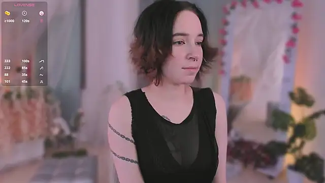 lilithlunna online show from 03/13/25, 04:56