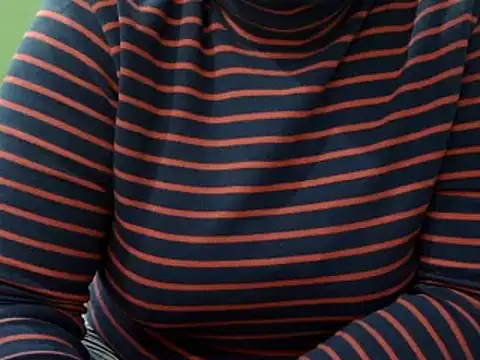 Housewife12 online show from 03/10/25, 05:50