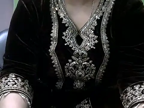 Housewife12 online show from 02/15/26, 07:51