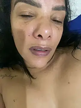 briannaa557 online show from 02/02/25, 09:51