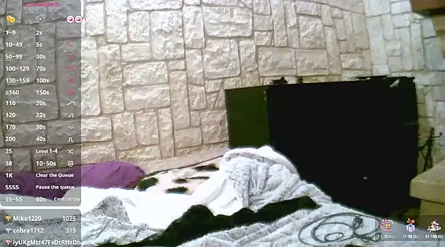 sansan2411 online show from 02/01/25, 12:40