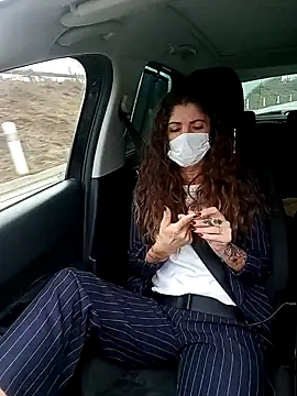 sansan2411 online show from 02/05/25, 10:08