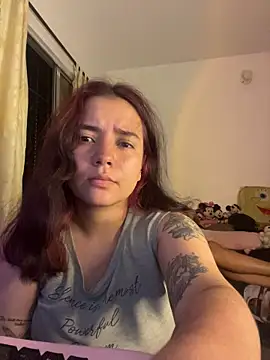 Ema kraus online show from 04/15/26, 01:12