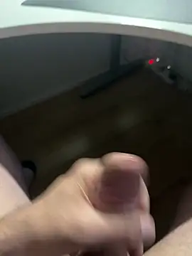 mikiss789 online show from 04/03/26, 04:54