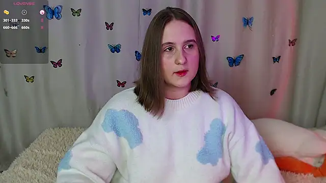 Snapshot of Phantommira chatting on 02/27/25, 07:37 Phantommira online show from 02/27/25, 07:37