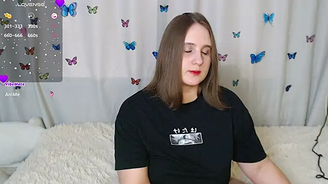 Snapshot of Phantommira chatting on 03/17/25, 11:21 Phantommira online show from 03/17/25, 11:21