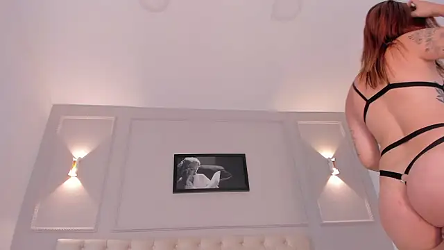 anniemartinezz online show from 01/15/25, 11:43