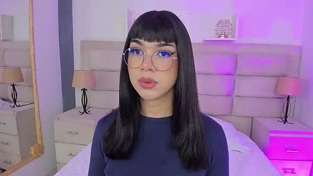 Snapshot of RoseCassie chatting on 02/10/25, 01:01 RoseCassie online show from 02/10/25, 01:01