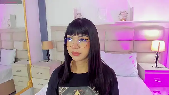Snapshot of RoseCassie chatting on 02/25/25, 12:55 RoseCassie online show from 02/25/25, 12:55