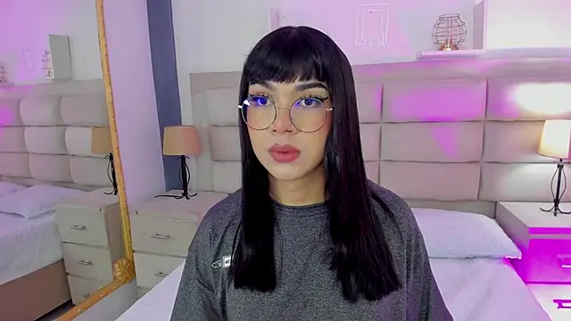Snapshot of RoseCassie chatting on 02/26/25, 01:41 RoseCassie online show from 02/26/25, 01:41