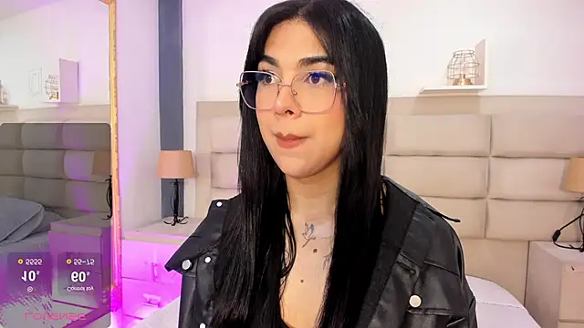 RoseCassie online show from 10/23/25, 12:59