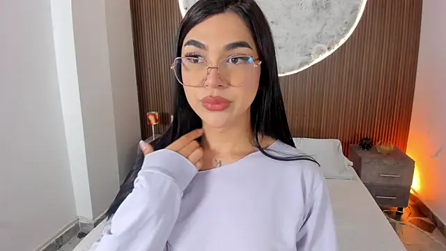 RoseCassie online show from 03/31/26, 01:11