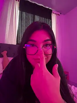 RoseCassie online show from 04/15/26, 10:54