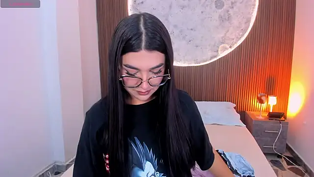 Snapshot of RoseCassie chatting on 05/05/26, 01:30 RoseCassie online show from 05/05/26, 01:30