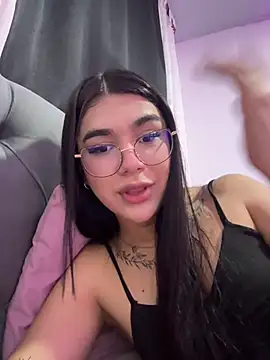 Snapshot of RoseCassie chatting on 05/24/26, 01:21 RoseCassie online show from 05/24/26, 01:21