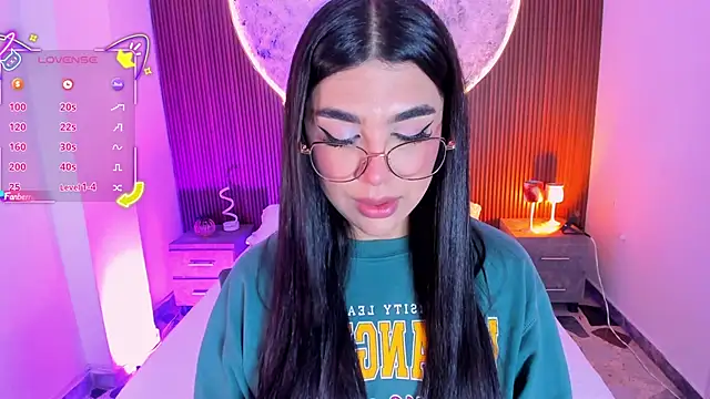 Snapshot of RoseCassie chatting on 06/08/26, 12:49 RoseCassie online show from 06/08/26, 12:49