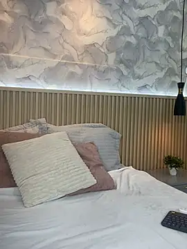 AinaraJimenez online show from 02/15/26, 08:05