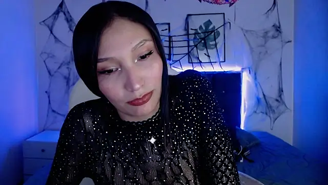 Snapshot of mia_collens chatting on 10/31/25, 03:18 mia collens online show from 10/31/25, 03:18