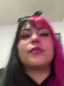 Pinky-Flower online show from 01/04/25, 12:59