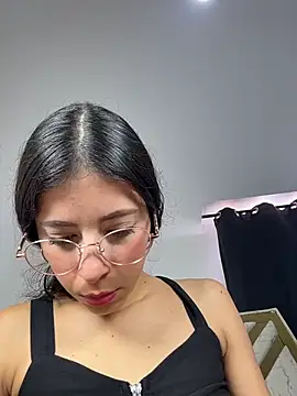 Snapshot of evaFiore chatting on 06/25/26, 06:45 evaFiore online show from 06/25/26, 06:45