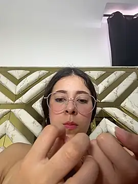 Snapshot of evaFiore chatting on 07/12/26, 07:16 evaFiore online show from 07/12/26, 07:16