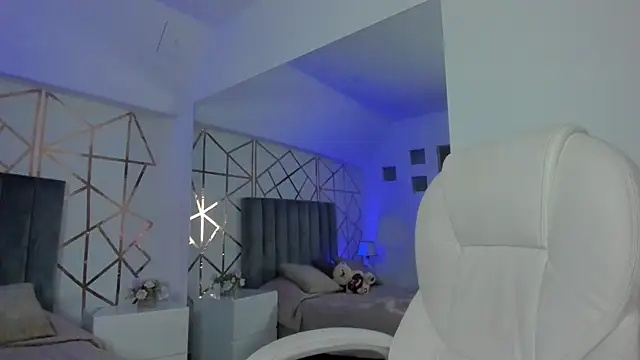 Snapshot of Dominick_jones chatting on 01/10/25, 11:29 Dominick jones online show from 01/10/25, 11:29