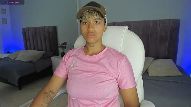 Snapshot of Dominick_jones chatting on 01/22/25, 07:24 Dominick jones online show from 01/22/25, 07:24