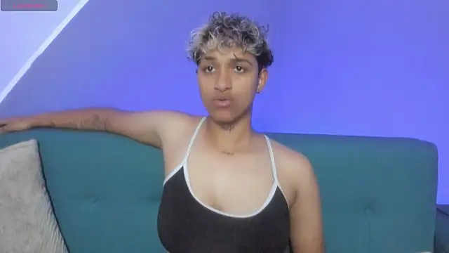 Snapshot of Dominick_jones chatting on 03/01/25, 09:04 Dominick jones online show from 03/01/25, 09:04