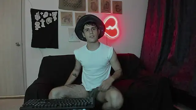 Antonello Vannucci online show from 01/10/25, 08:04