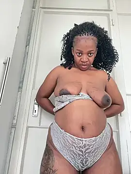 beverlyxxxx online show from 03/12/25, 02:45